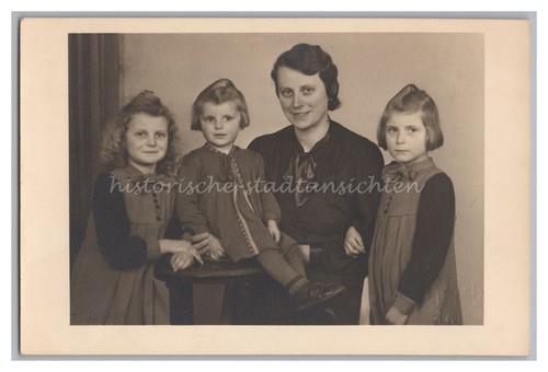 Mölln 1946 familie in der - mölln,